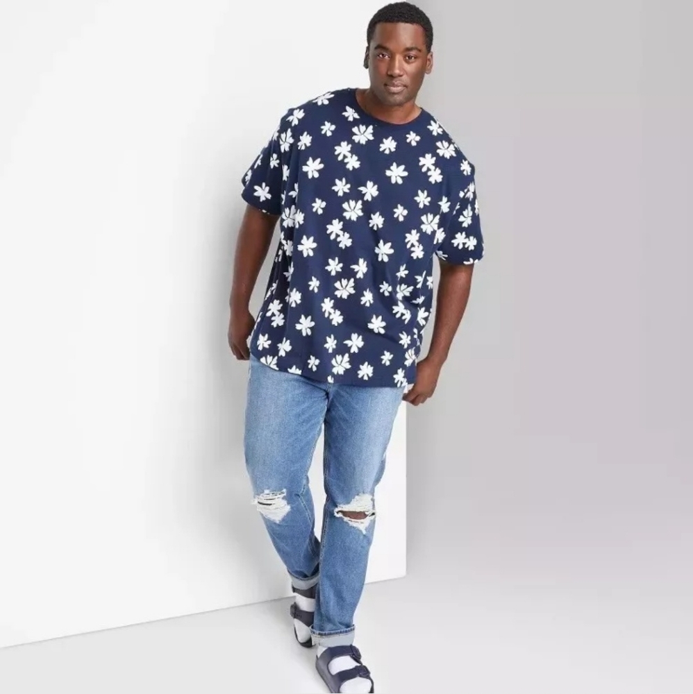 Original Use T-Shirt 100% Cotton Navy Blue/White Flowers Size M